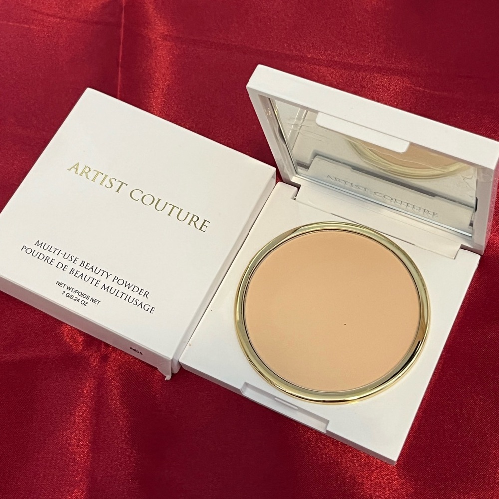 ARTIST COUTURE Multi-Use Beauty Powder: CRÈME BRÛLÉE (NEW IN BOX)